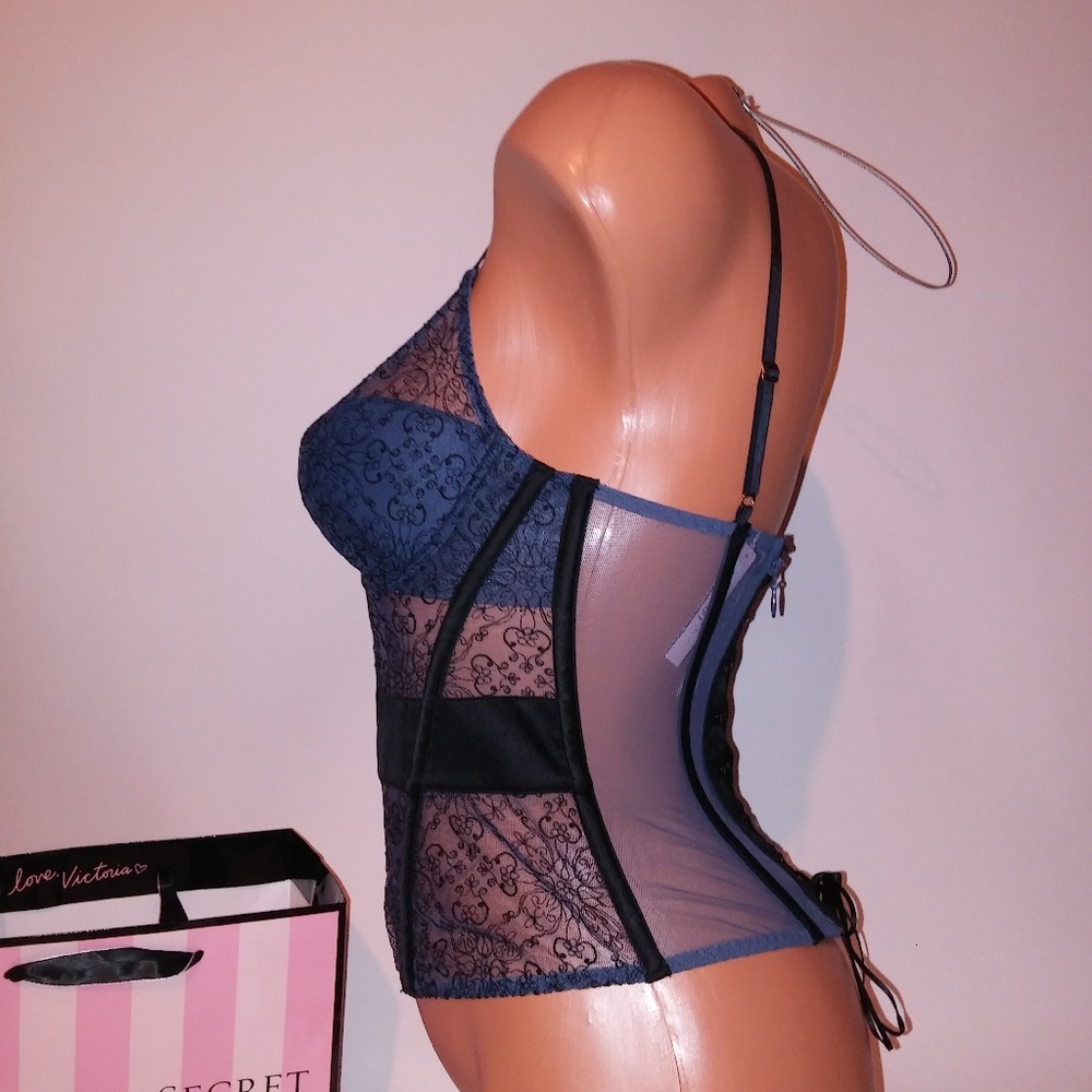 Victoria Secret Lingerie - Picture 6 of 8